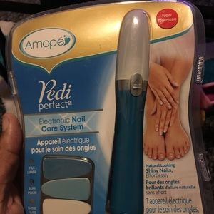 Electronic Nail Care System